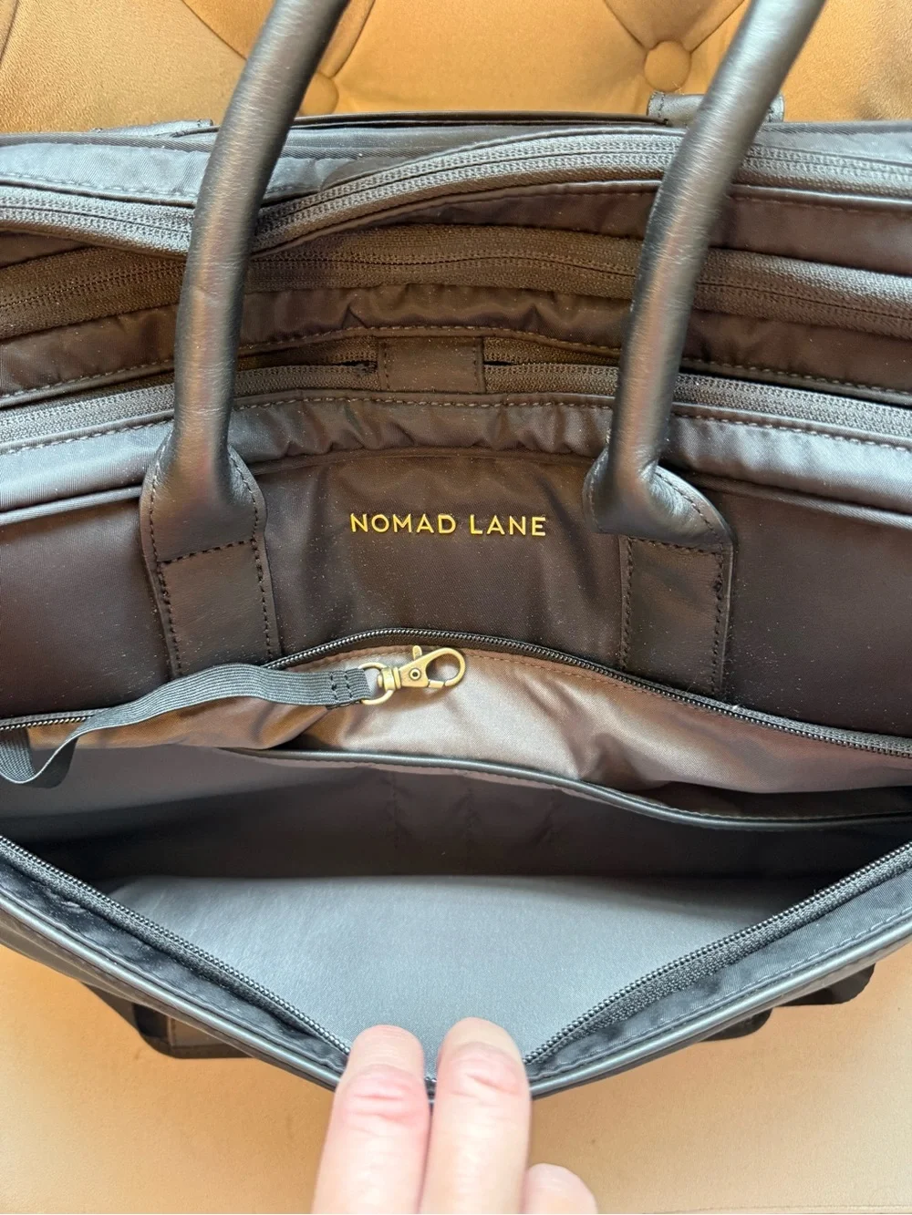 Nomad Lane Bento Bag Full Set Like New